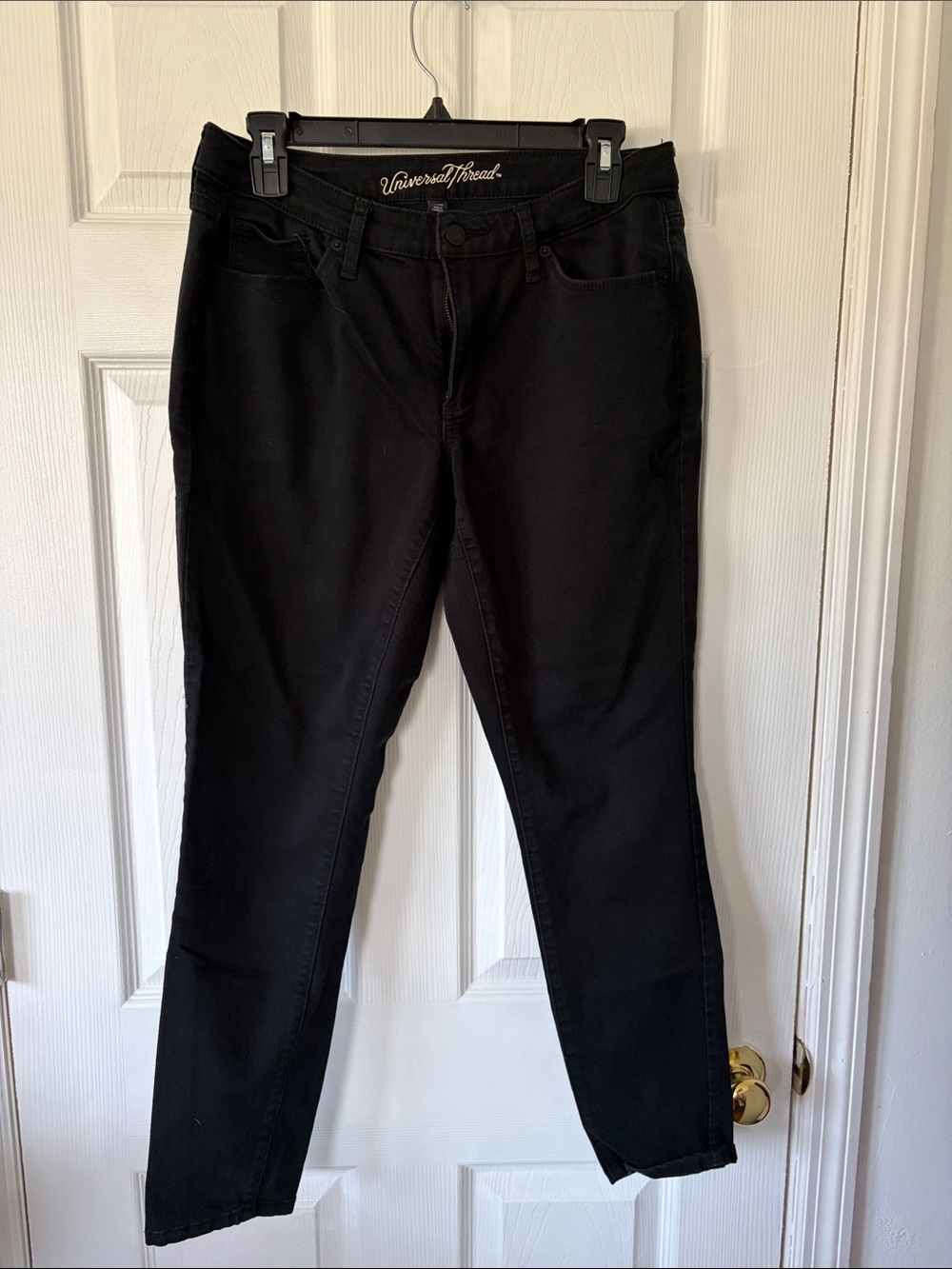 Universal Thread Black Skinny Jeans for Women